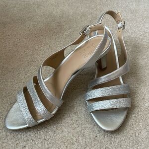 Naturalizer TAIMI silver dress sandals.
